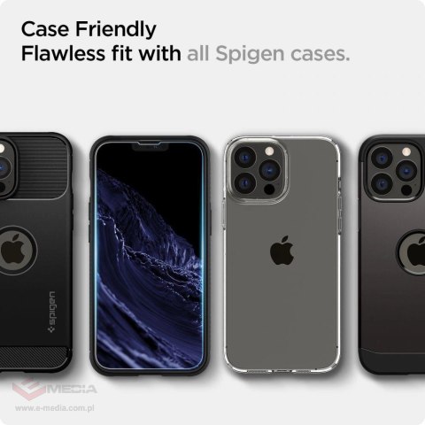 Szkło hartowane Spigen Glas.tR EZ Fit na iPhone 13 / 13 Pro / 14 / 16e - 2 szt.