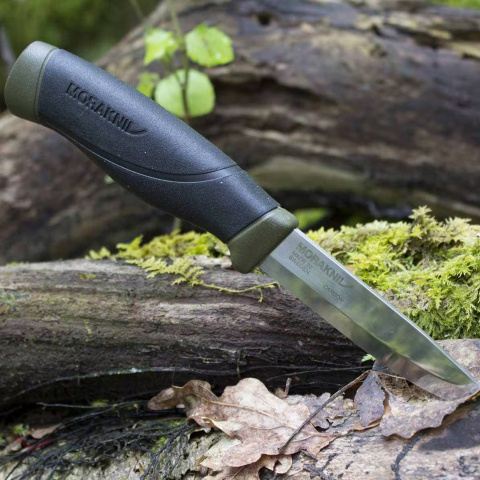 Nóż Mora Companion Heavy Duty Military Green