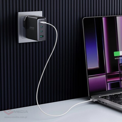 Szybka ładowarka sieciowa GaN 140W 3 x USB-C / USB-A Joyroom JR-TCG05EU - czarna + kabel USB-C - USB-C 240W 1.2m