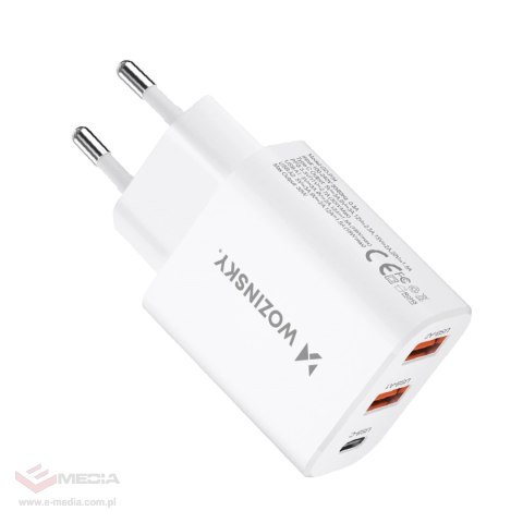 Ładowarka sieciowa Wozinsky CWCUCW 30W USB-C / 2 x USB-A - biała